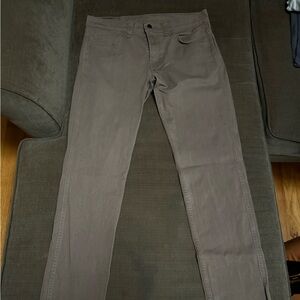 Tan Levi Straight-Leg Jeans